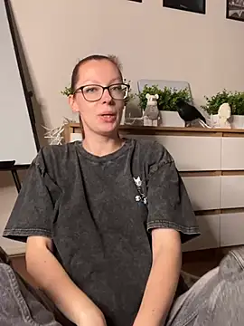 RussianGirls_ - SHOW AND SLAP ASS
