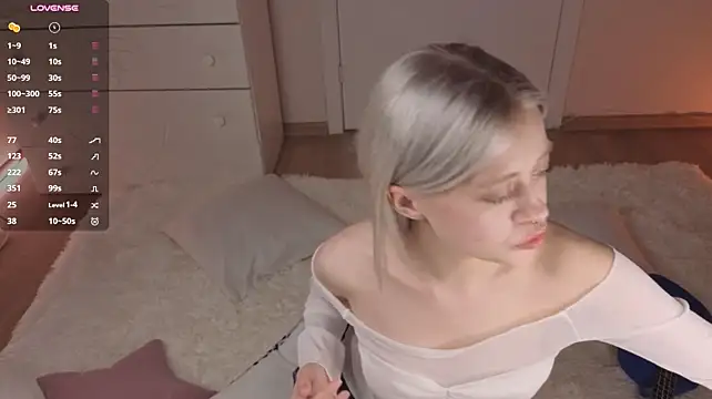 Lunarr_kitten - spank ass x3