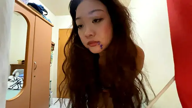 MsJencamae - flashing boobs