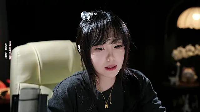 LongLongQueen - “谢谢你来我身边”