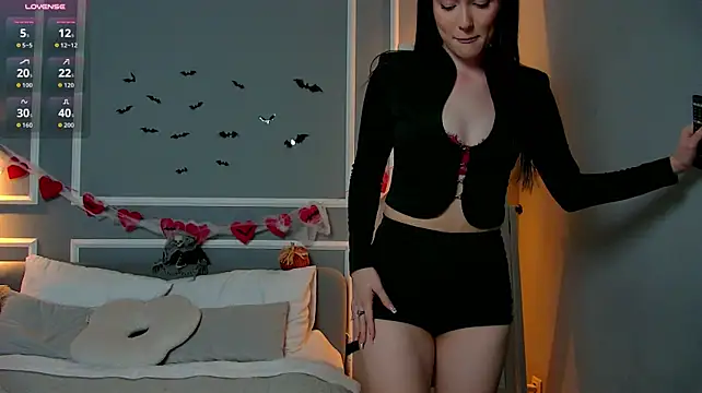 LindaMaxx - Take off your top