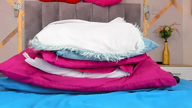 Caroliine_Torres - Fingers in the pussy