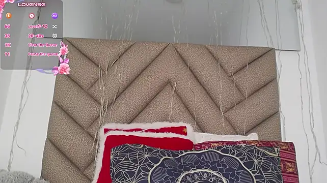 Jalimamona - show tits + control toy 2min💦