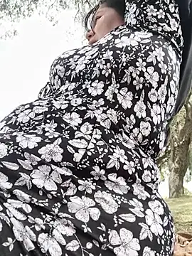 Brenda_Berck_ - brenda showme you nipples hards