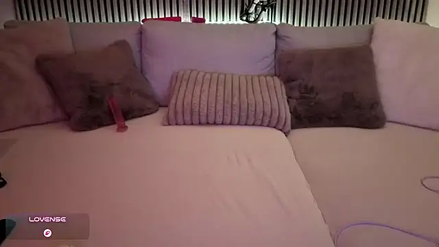 Lola_frenchyxxx - Show ass