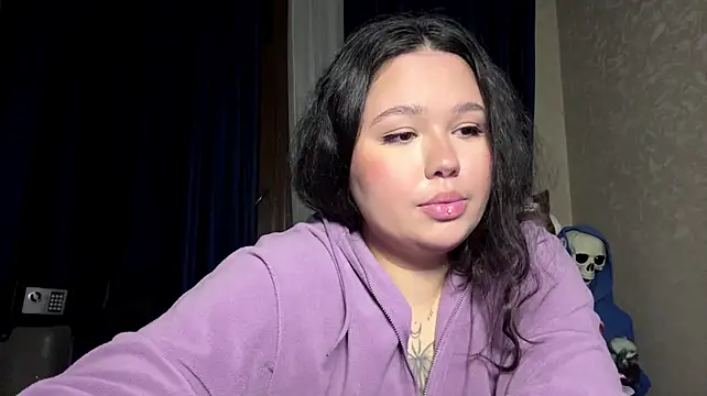 KendraKeneipp - Tease my shoulders