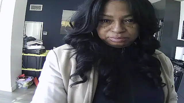 MSweetLindaParks - Ass Play with finger