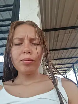 Khelmi - squirt fountain in my pussy virgin