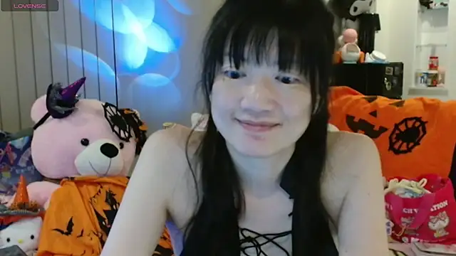 SilViAjpn - Flash tits
