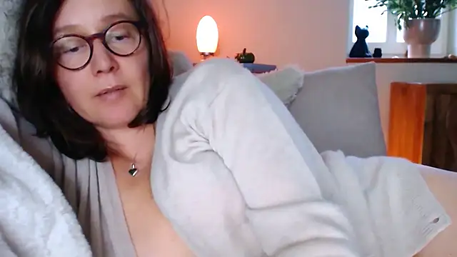 Muntthee - naked and in doggy