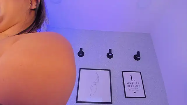 Natasha_harper - NAKED + PLAY PUSSY closeup