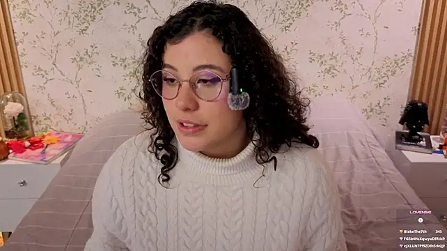 Charlotte__Miller - Show pussy close up
