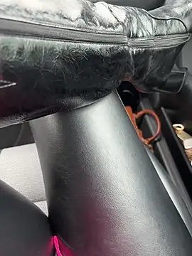 MlleDiorr - Gagne une vidéo de baise 🥵🍑🍆
