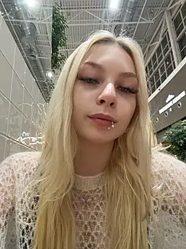AngelinaTous - I'll show my ass + spank 5 time🍑