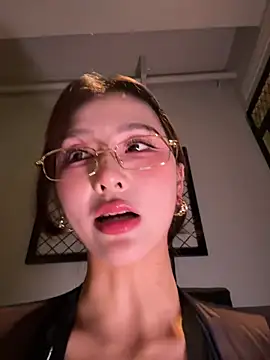 Nidekikibabe-2026 - 50W粉丝福利60币享受300币尺度！大时长道具等你解锁！跳蛋、滴蜡、捆绑、手铐