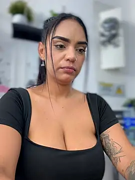 Sara-77 - 🫶🏼☺️VibrateHardInMyClit🤭