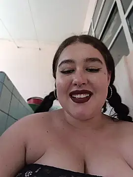 Frecklesz2 - Buy my Lush toy lubricant!!❤️🥺