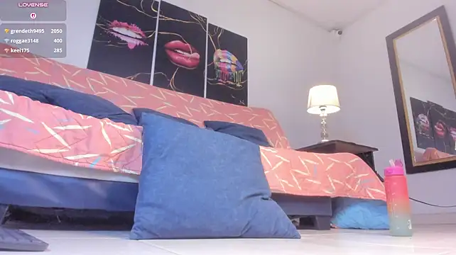 Yiovanna - squirt in you face