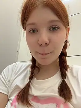 Freaky__Nikki - grind my pussy on open door corner