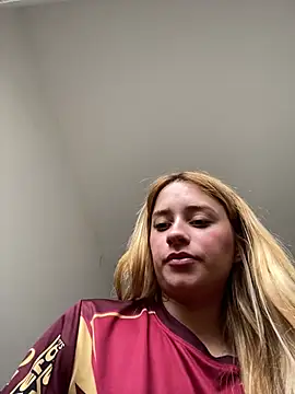 Barbie107 - Mostrar os peitos