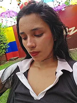 Lorena_Mcfly - Strip-tease in the toilet 🥵🙈