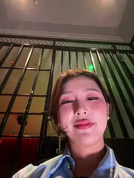 Nidekikibabe-2026 - 50W粉丝福利60币享受300币尺度！大时长道具等你解锁！跳蛋、滴蜡、捆绑、手铐