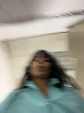 LuxeBrunetteXXX - MAKE ME SQUIRT 4 U💦🔥 IIN PUBLIC