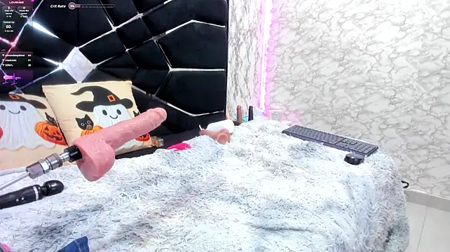 IVISBOUNCYASS - Kiss asshole + spank on my ass 🔥