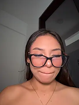 Amira_cute2 - CONTROL LUSH 2 MIN+2 FINGER IN PUSSY