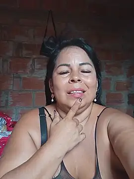 Mother-Big-tits - Nude masturbation