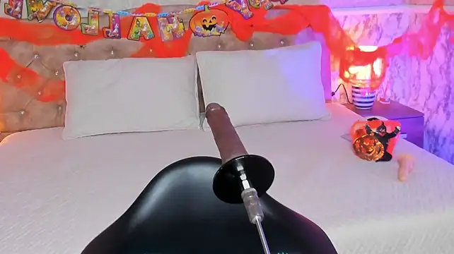 MELODYY_SWEET - Spanks ass X4 🍑