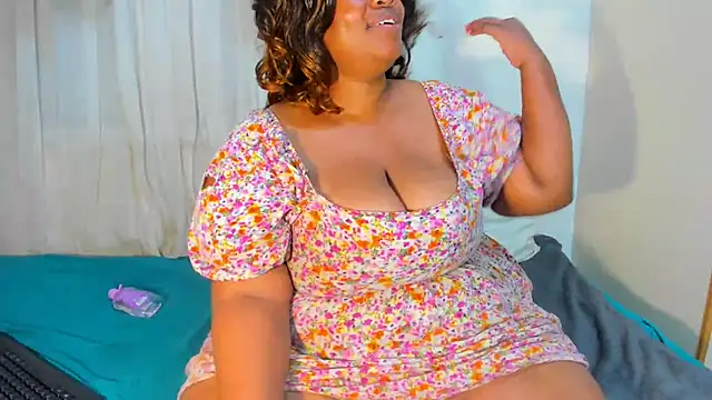 ThickLeeyanaXX - fuck dildo until cum
