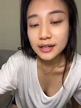 A-Kristen - 期待和大家见面的一天有又一天