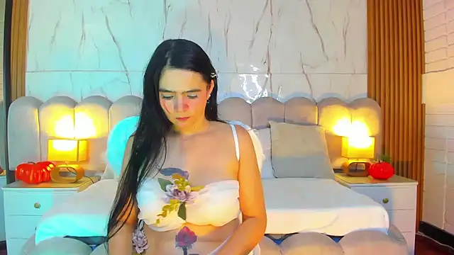 Samantha_Fiire