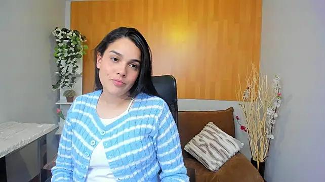 Victoria_Pivet - oil massage boobs