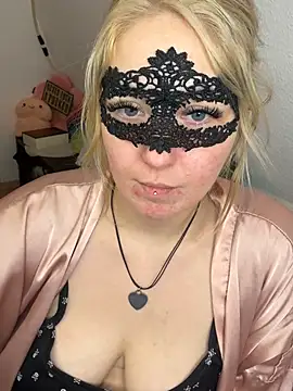 -CurvySecret- - 🍒Spit on Boobs + Cum Countdown 10-1