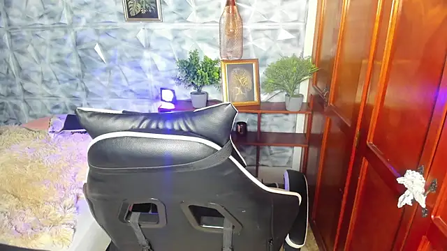 _sashalove - ride dildo + squirt