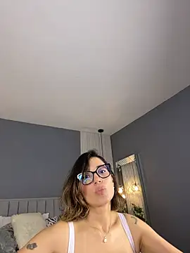 ValeryNova - teasing in oiled body