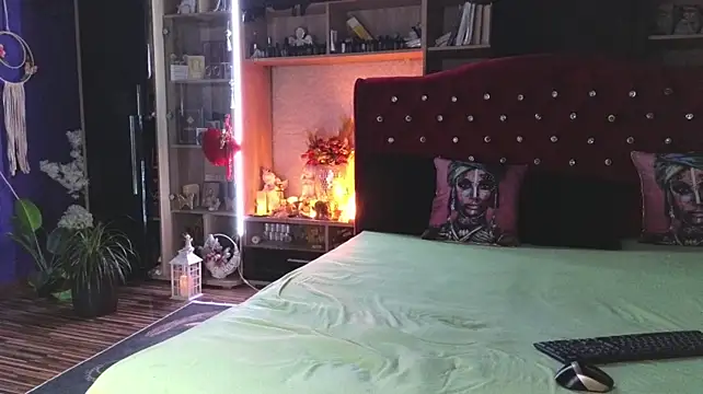 SeductiveCeline - Tease this hot body