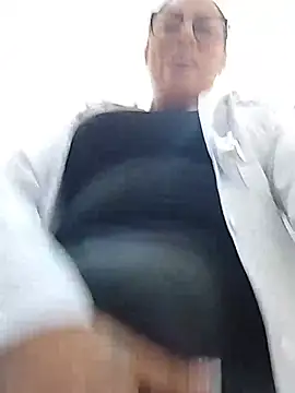 Dr-Kathy_23 - I MASTURBATE IN FRONT OF THE PATIENT 😈