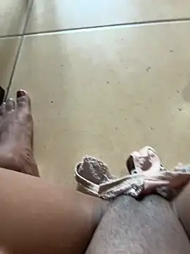 Moreninhaquente - Masturbação/ Masturbation💦🌺