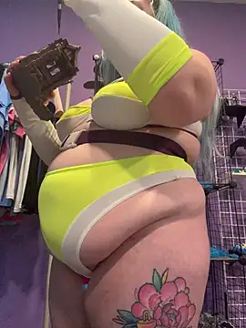 KawaiiKiki_247 - Squat squirt pervy owner touches tits