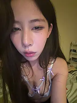 Xiaojingling1122 - 让阿峰脱内裤给大家看