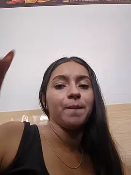 DulceCaroX - Play tits in public