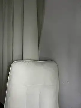 Momo-1314 - 💕支持的哥哥都发大财~~~