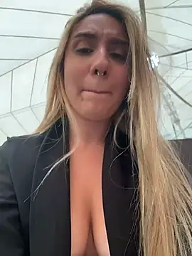 Sarah_honey__ - Saliva and Pinch niples