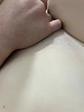 JuicyGamess - Show ass hole
