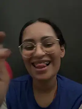 Saffadinhaa - Vibrador gozando