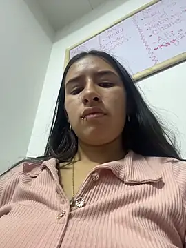 LilyRossi_ - Show tits