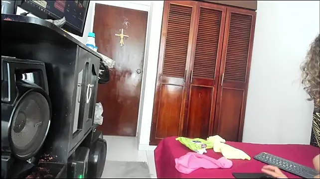 Mrs_angelica - fuckildo